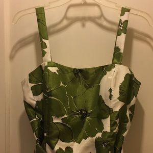 Retro fit flare w/belt & lined crinoline